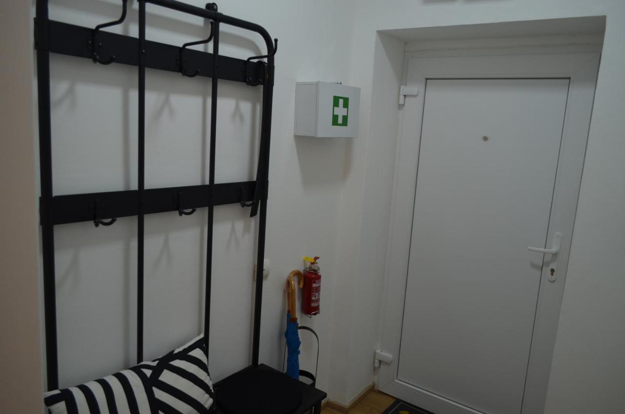 Апартаменти Apartman 19:14 Б'єловар Екстер'єр фото